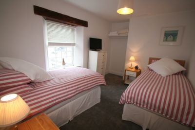 CinnamonTeal Twin Bedroom Instow, North Devon CinnamonTeal Twin Bedroom Instow, North Devon