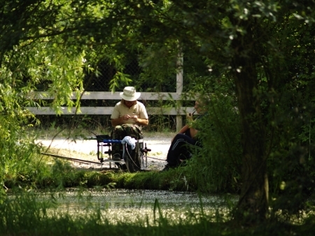 Coarse Fishing at Emerald Pool Fishery - Highbrigde Somerset