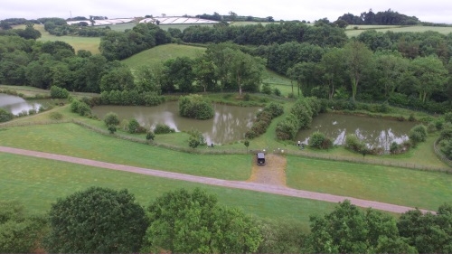 Coarse Lakes Riverside Camping and Caravan Park - Devon