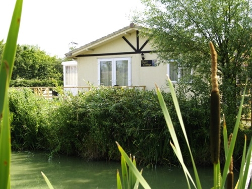  Coarse Fishing Breaks at Emerald Pool Highbridge - Somerset