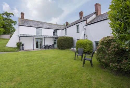 The Farmhouse - Yeomadon Farm, Holsworthy Devon