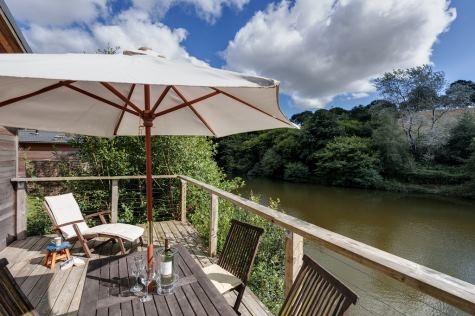 Blue Chip Luxury pet friendly Fishing Holidays in South West England Blue Chip Luxury pet friendly Fishing Holidays in South West England