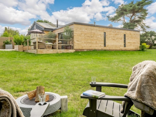 Woodyhyde Cabin, Canine Cottages, Corfe - Dorset